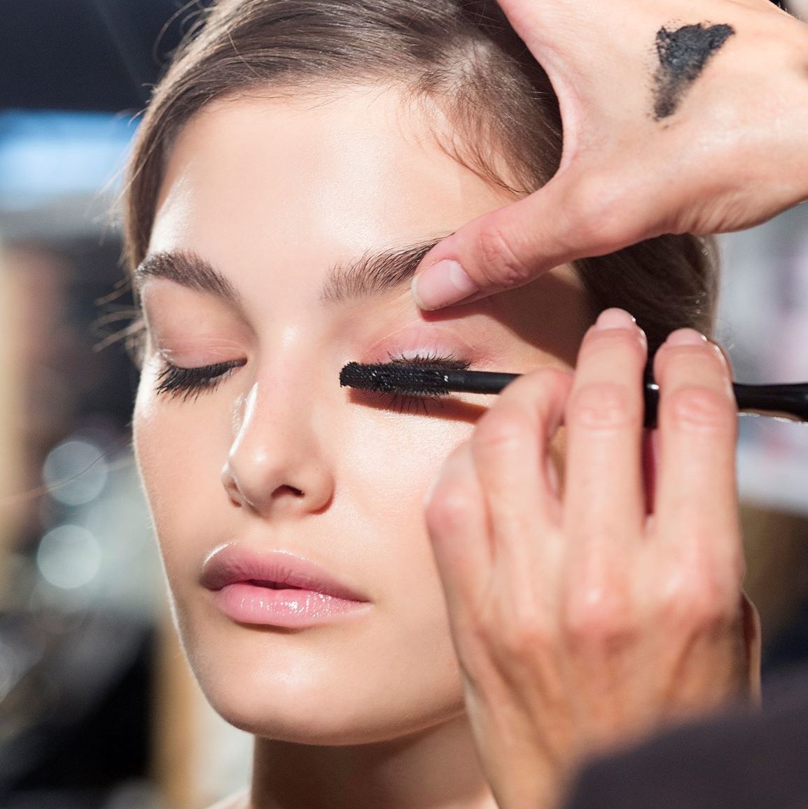 Beauty Corner: Up Your Sleeve – Tubing Mascara